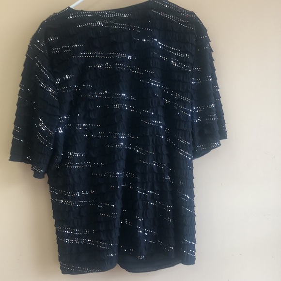 Blouse black Some sparkly,  for Holidays size 22 x 24 from collection dress barn - Picture 2 of 3